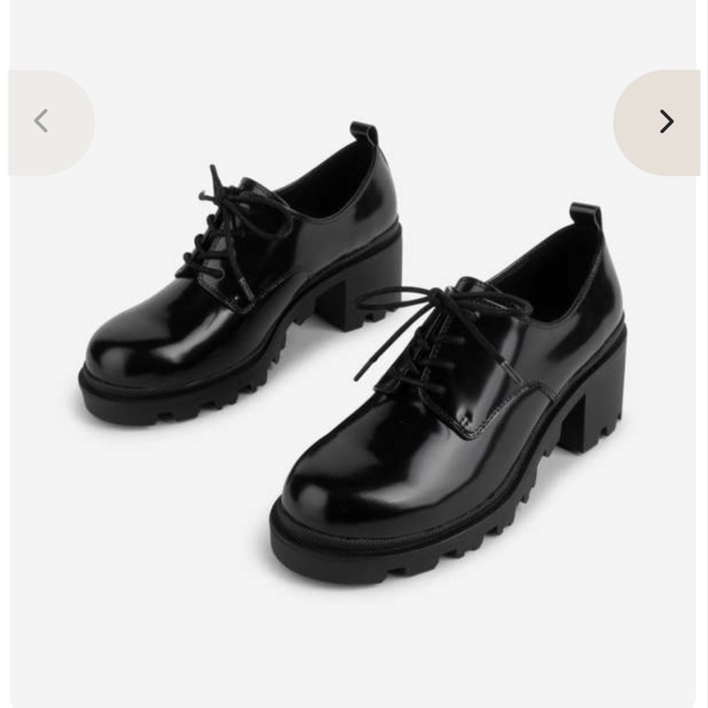 INTENTIONALLY blank streeter heeled oxford leather shoes